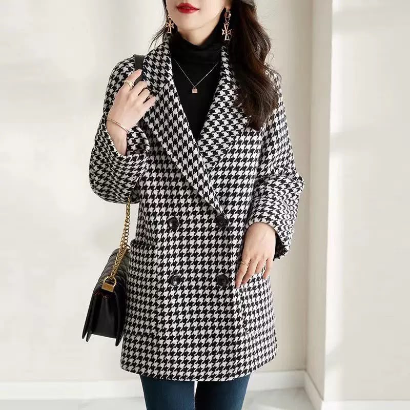 Faye | Houndstooth Double Breasted Blazer