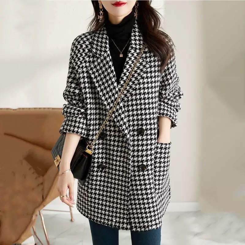 Faye | Houndstooth Double Breasted Blazer