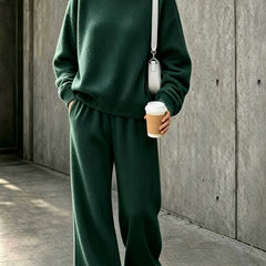 Celia | Relaxed Jumper and Trouser Set – product view 2
